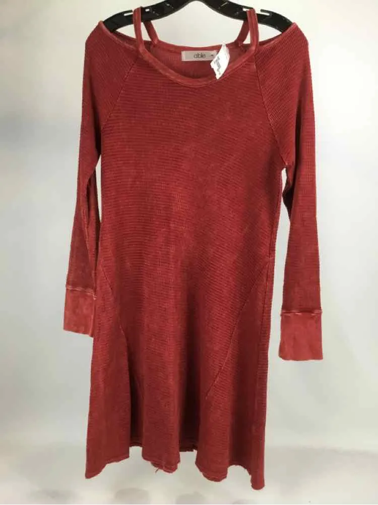 able Size S/M Rust Knit Cold Shoulder Dress