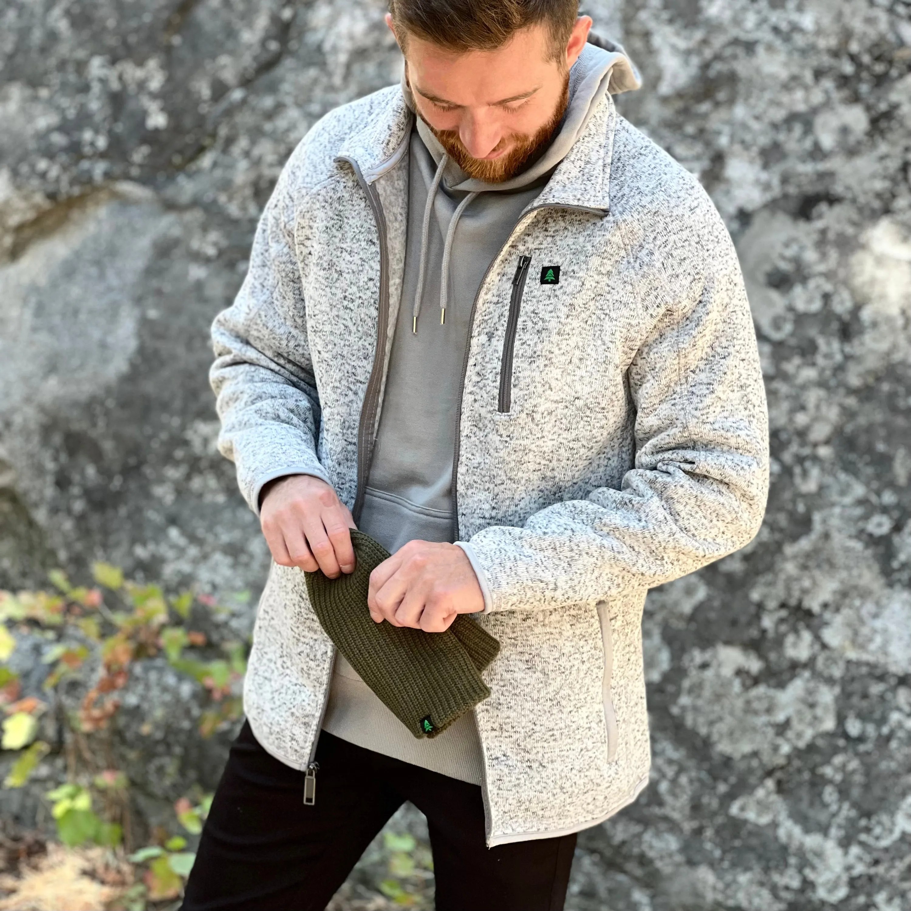 Alpine Knit Full Zip Jacket w / Mountain-Tree Label