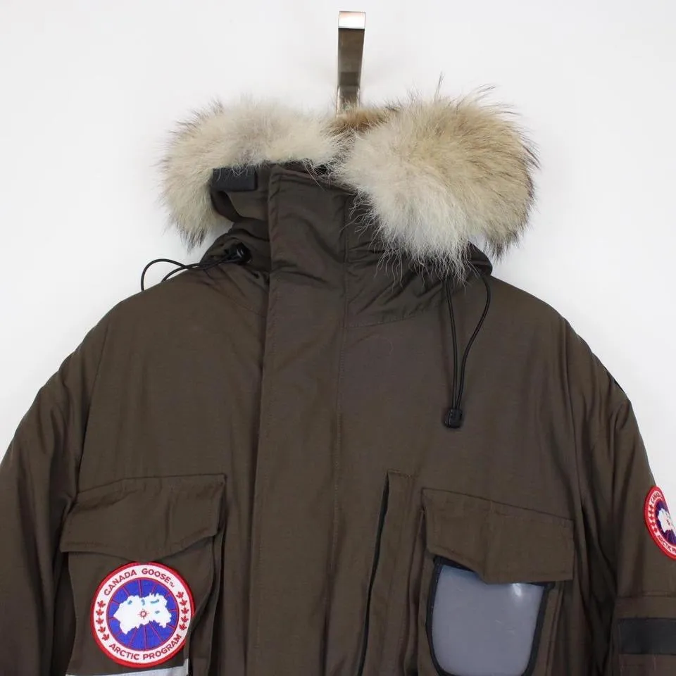 Canada Goose Snow Mantra Parka Down Coat Large