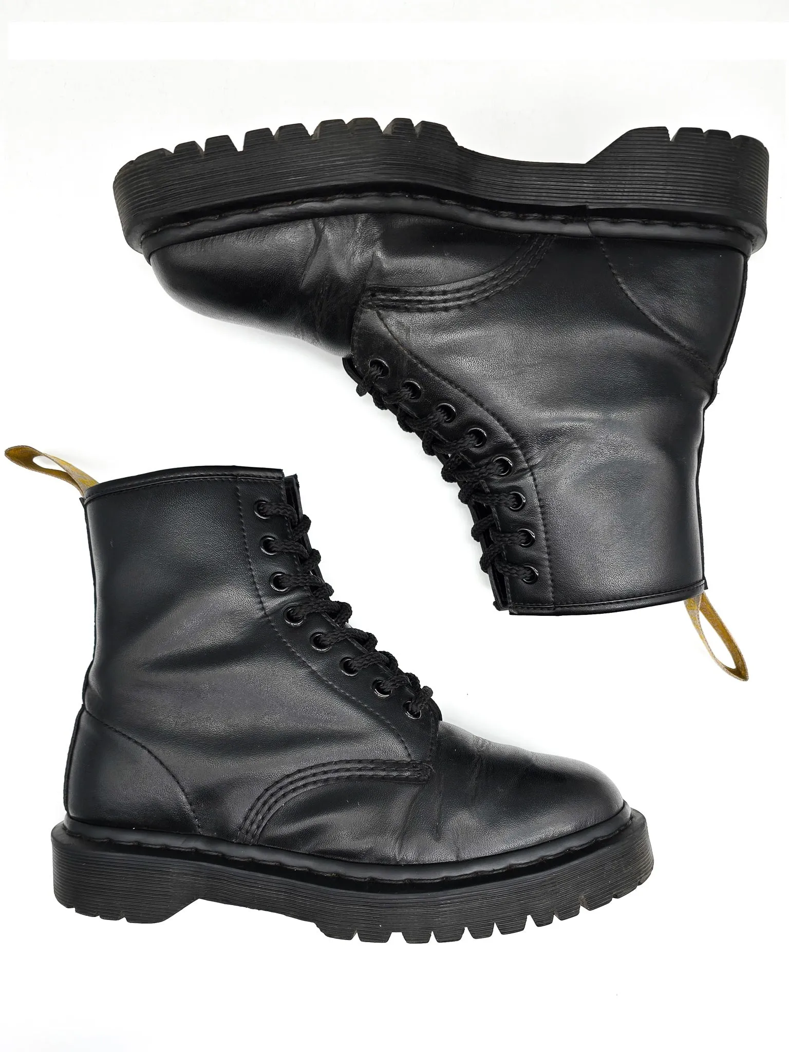 DR. MARTENS 1460 BEX BLACK VEGAN - Pre-Loved