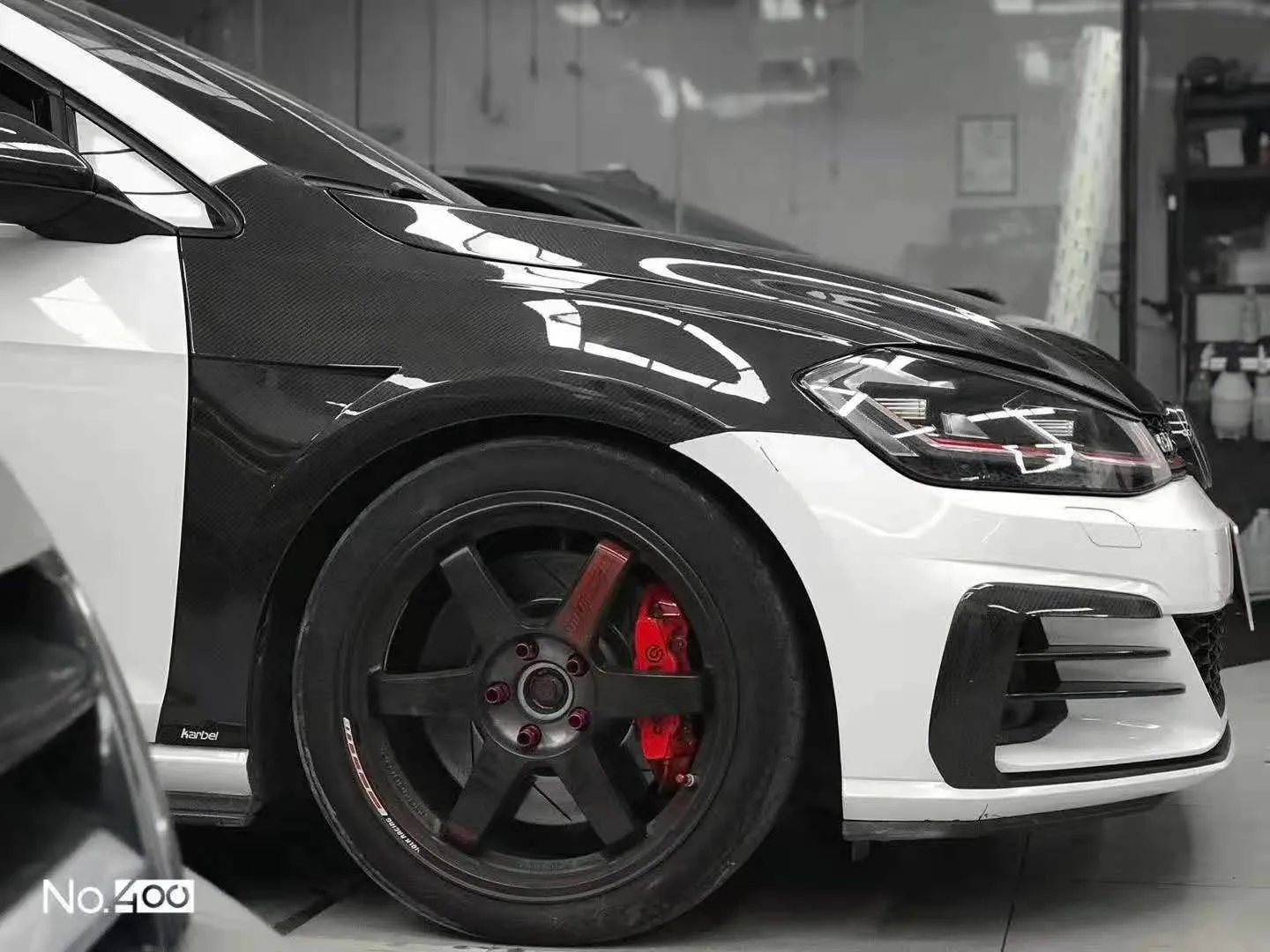 Karbel Carbon Dry Carbon Fiber Front Bumper Upper Valences for Volkswagen Golf GTI MK7.5