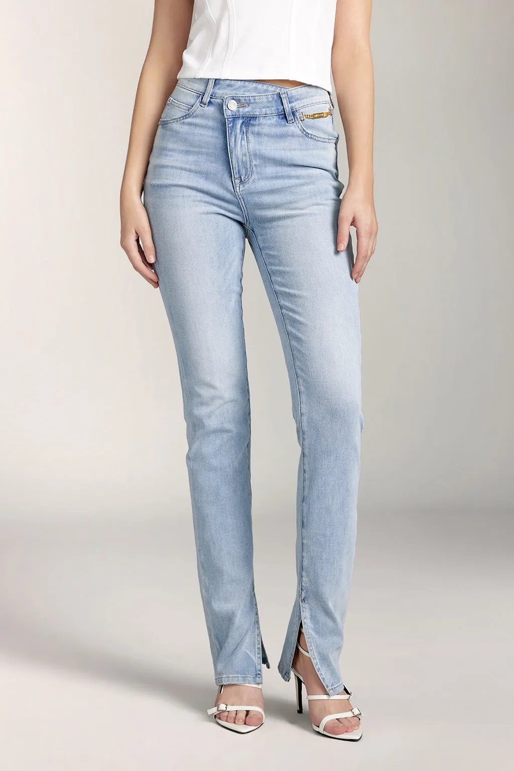 Slant Placket Jeans With Silk