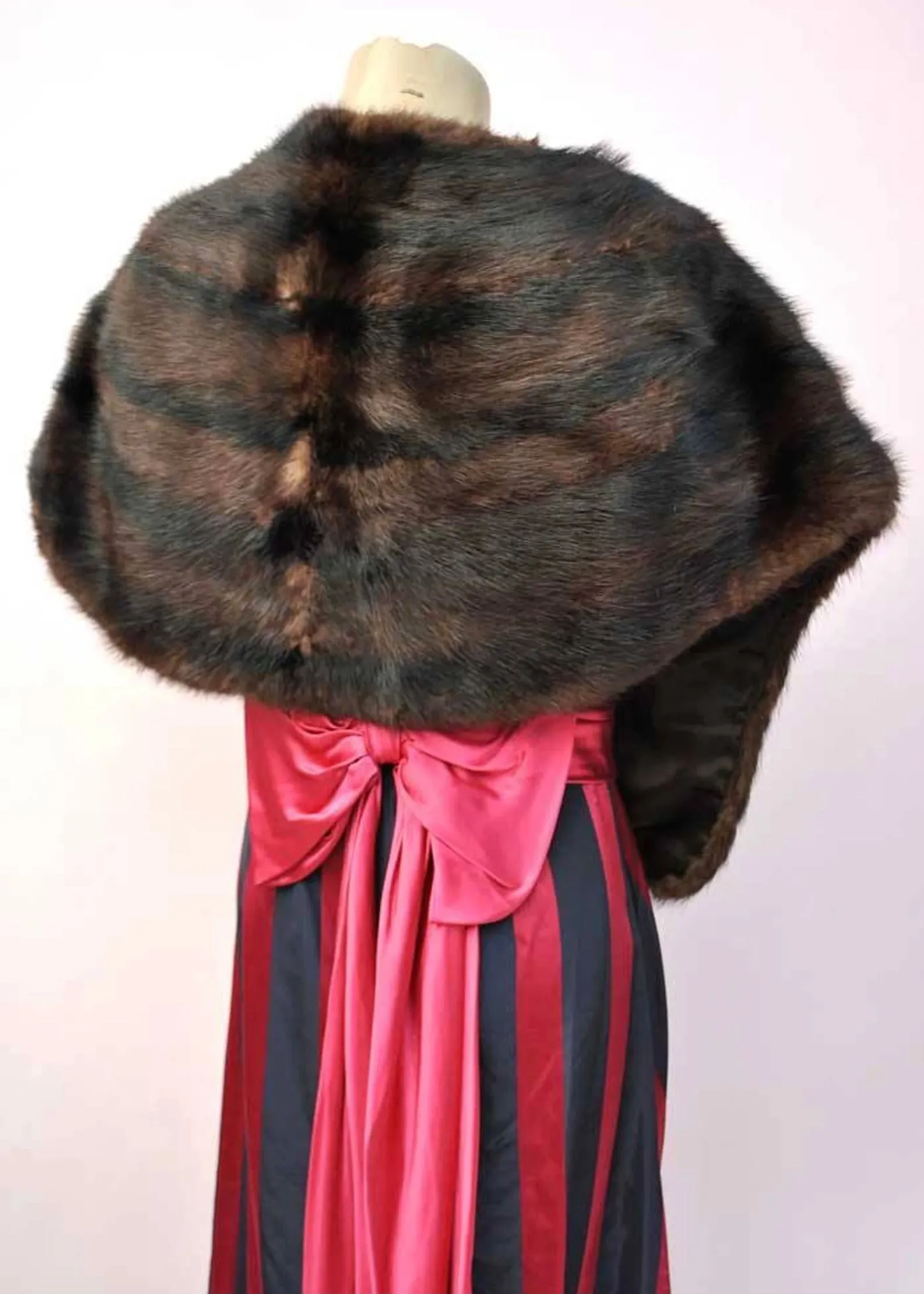 Superb Vintage 50s Luxurious Marmot Fur Stole Wrap Hollywood Glam