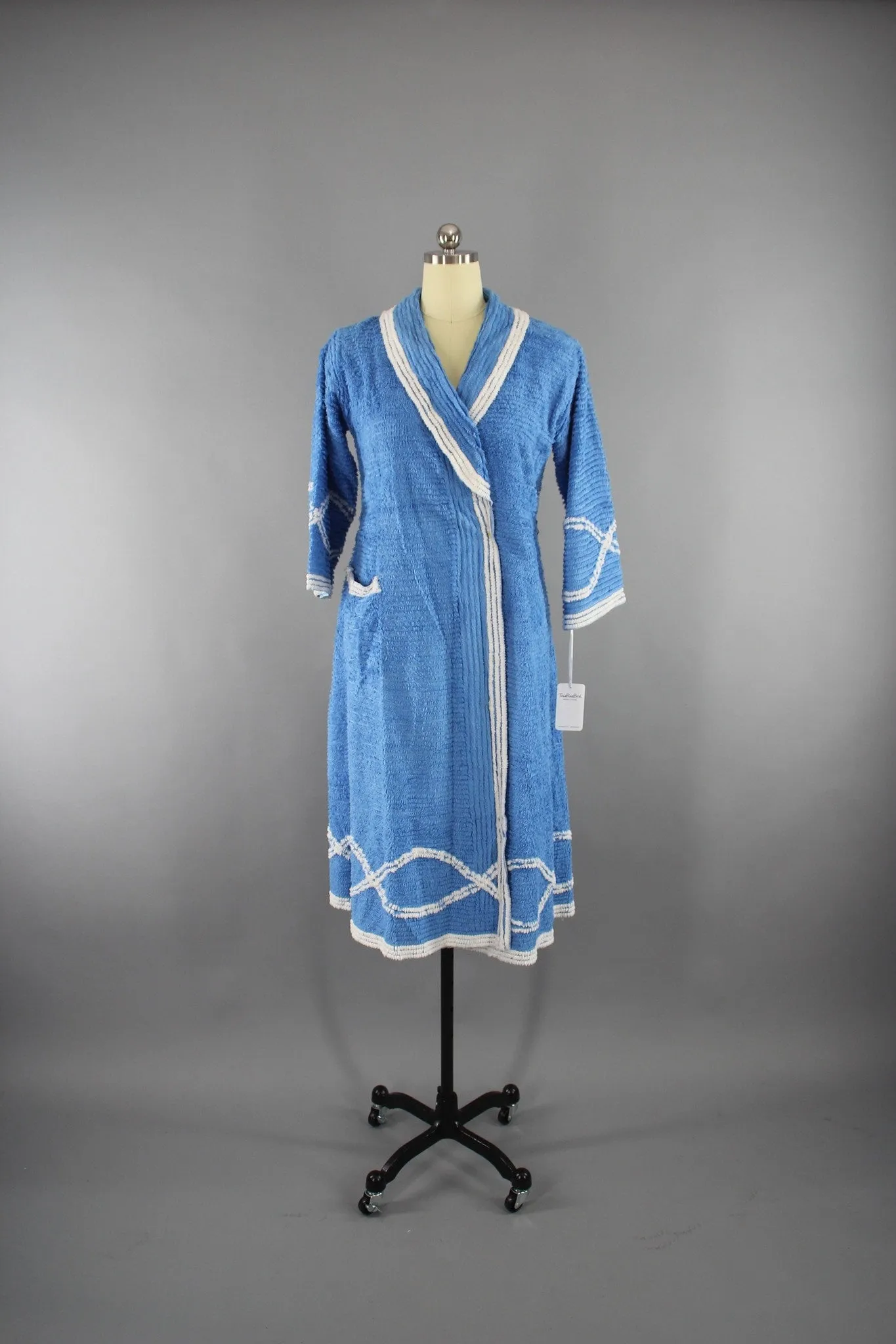 Vintage 1940s Chenille Robe with Blue Peacock