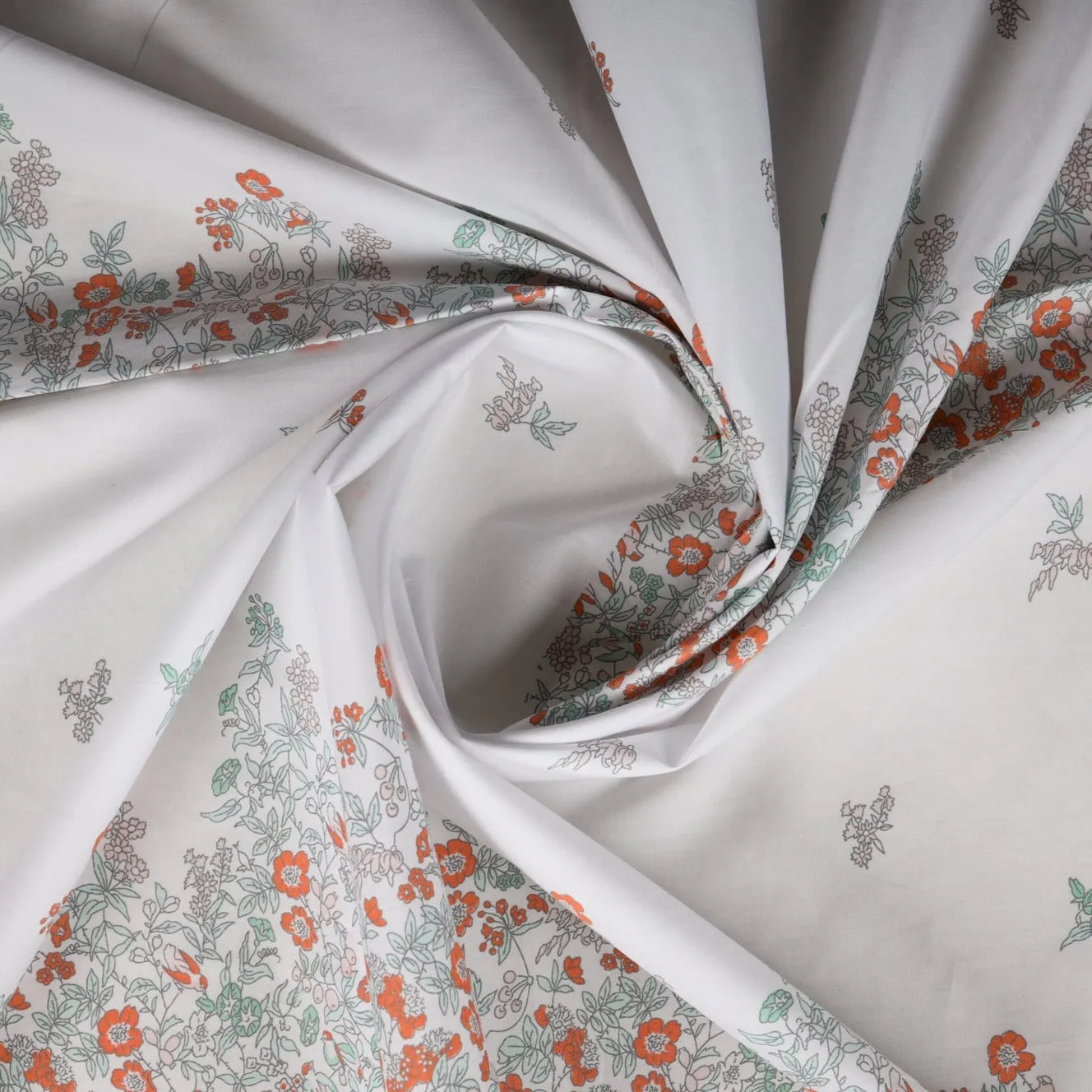 White Floral Print Rayon Fabric, Plain Weave