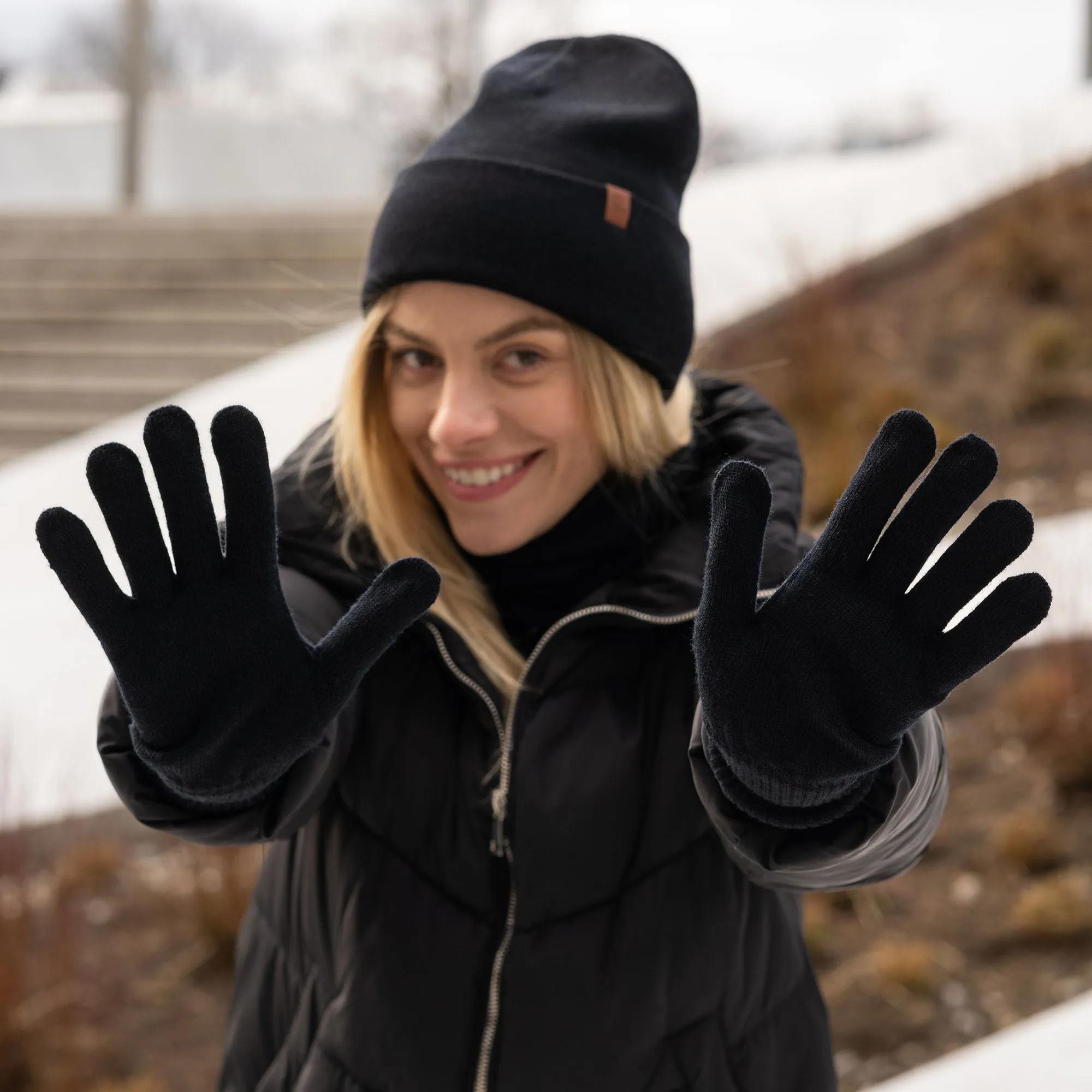 Women's Knit Beanie & Gloves 2-Piece